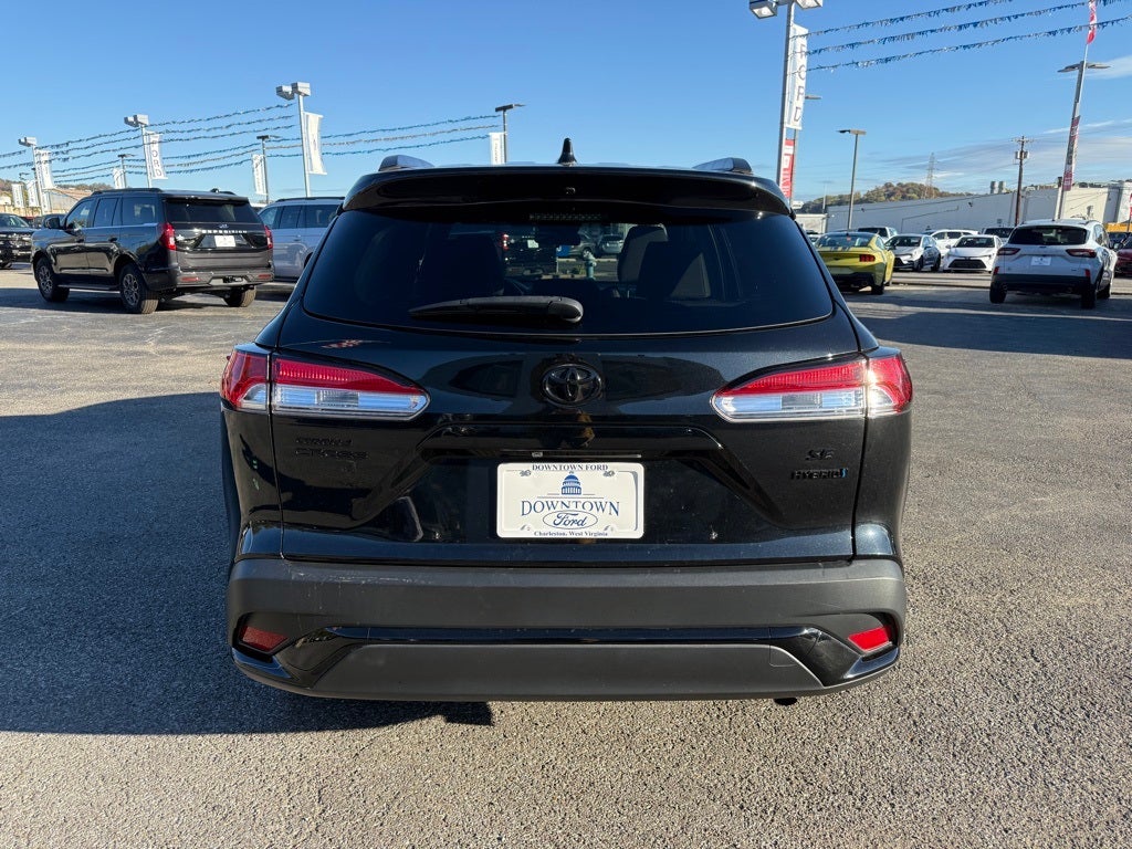2023 Toyota Corolla Cross Hybrid SE