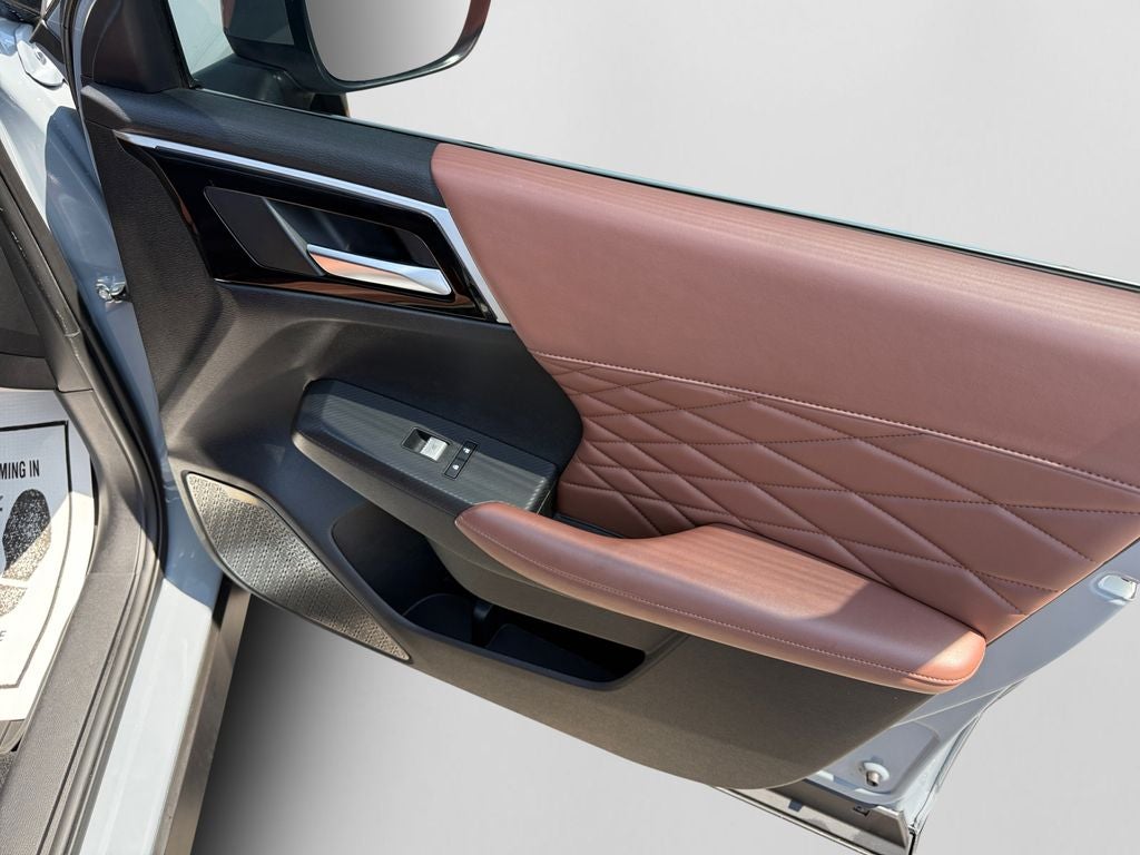 2025 Mitsubishi Outlander SEL