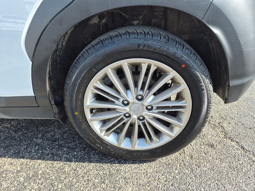 2021 Hyundai Kona SEL Plus