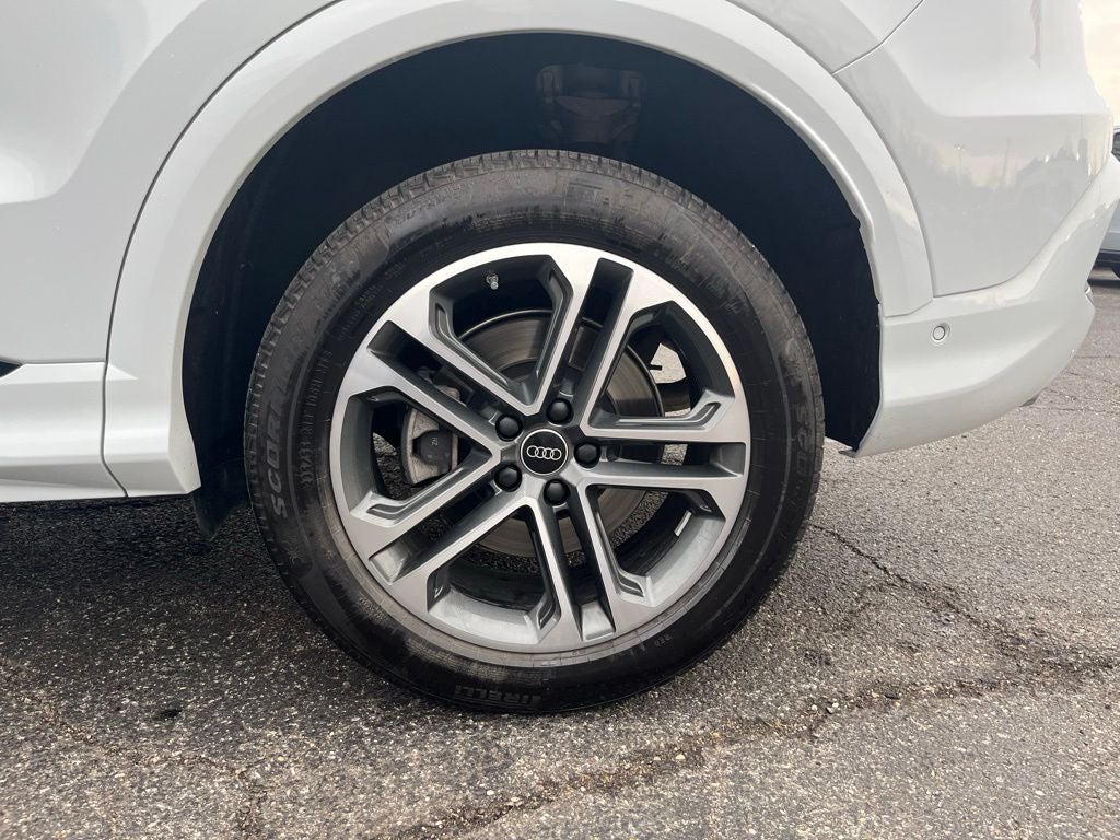 2025 Audi Q5 2.0T Premium quattro