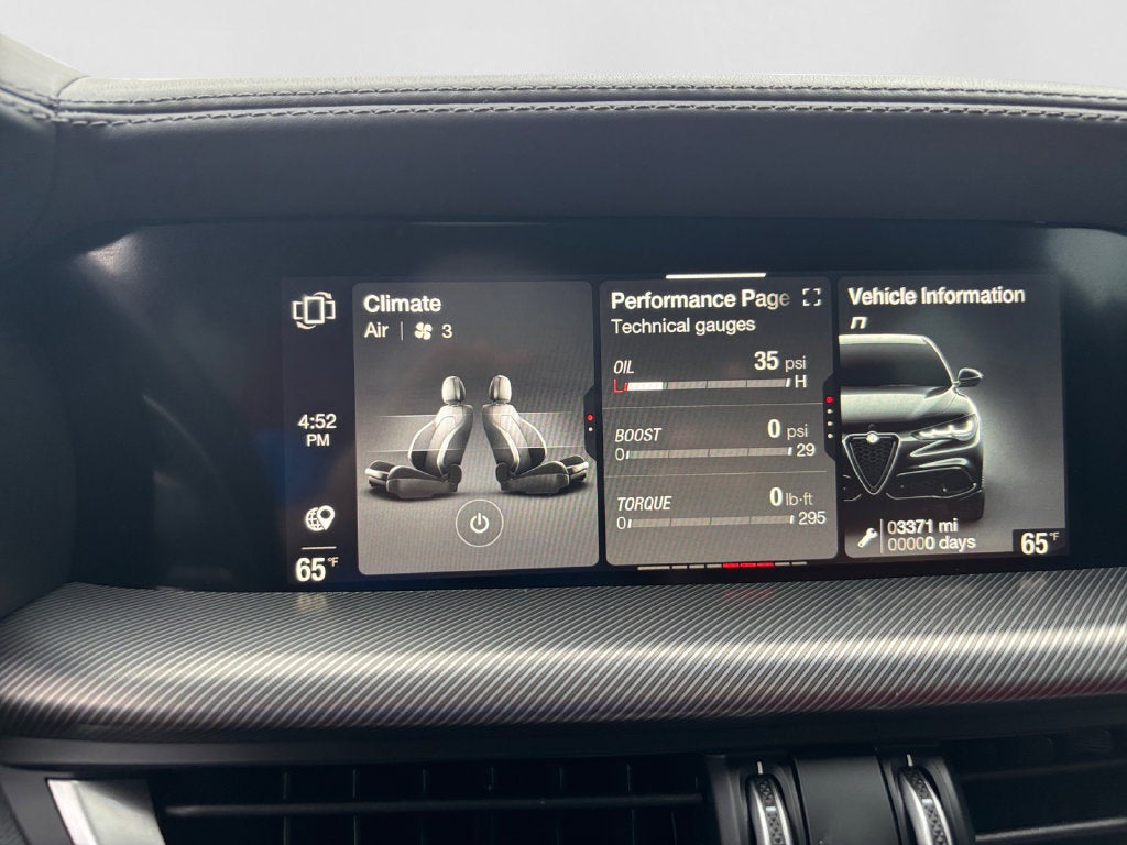 2024 Alfa Romeo Stelvio Veloce