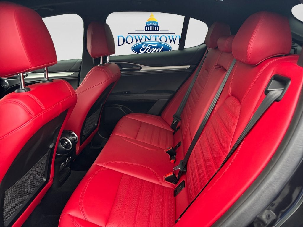 2024 Alfa Romeo Stelvio Veloce