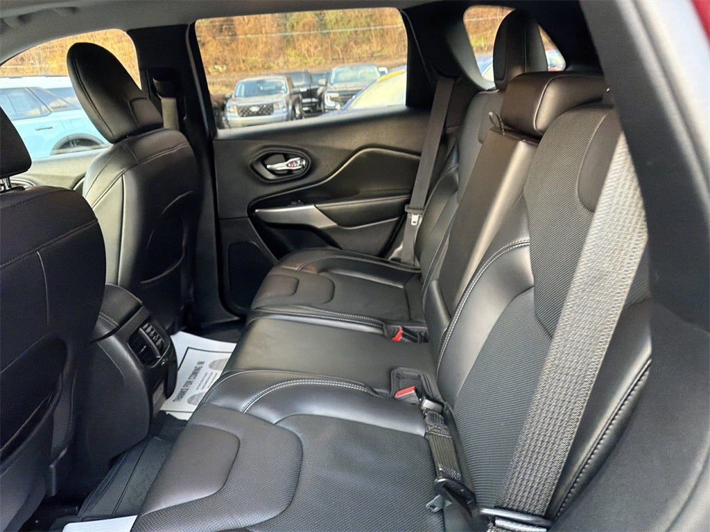 2021 Jeep Cherokee Latitude Lux