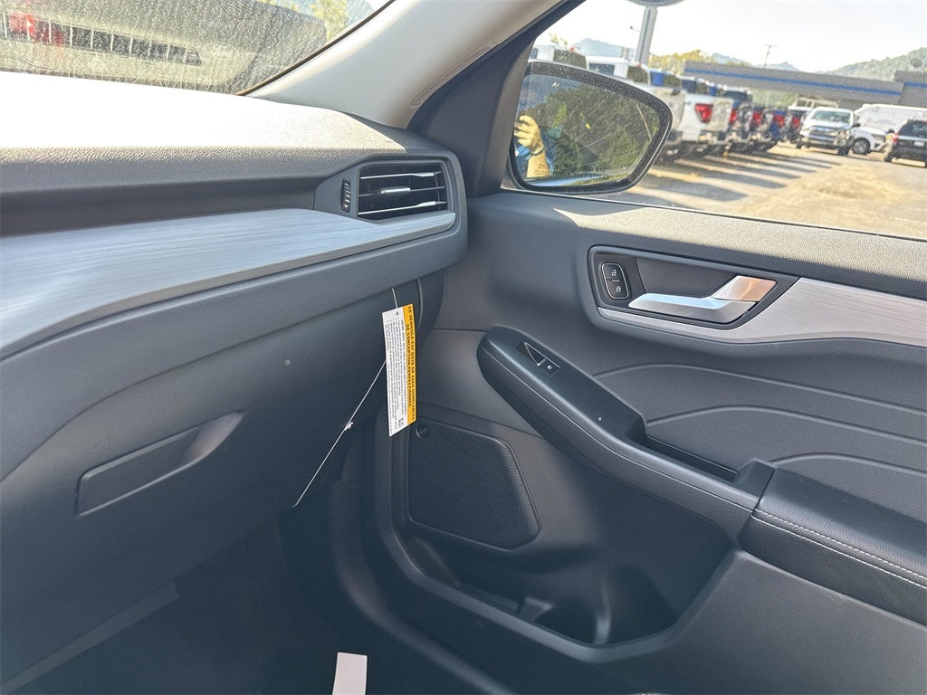 2025 Ford Escape Plug-In Hybrid Base