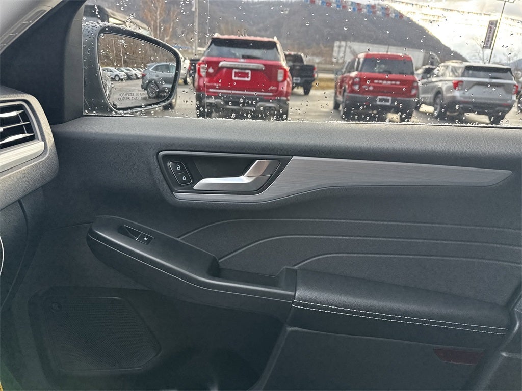 2026 Ford Escape Platinum