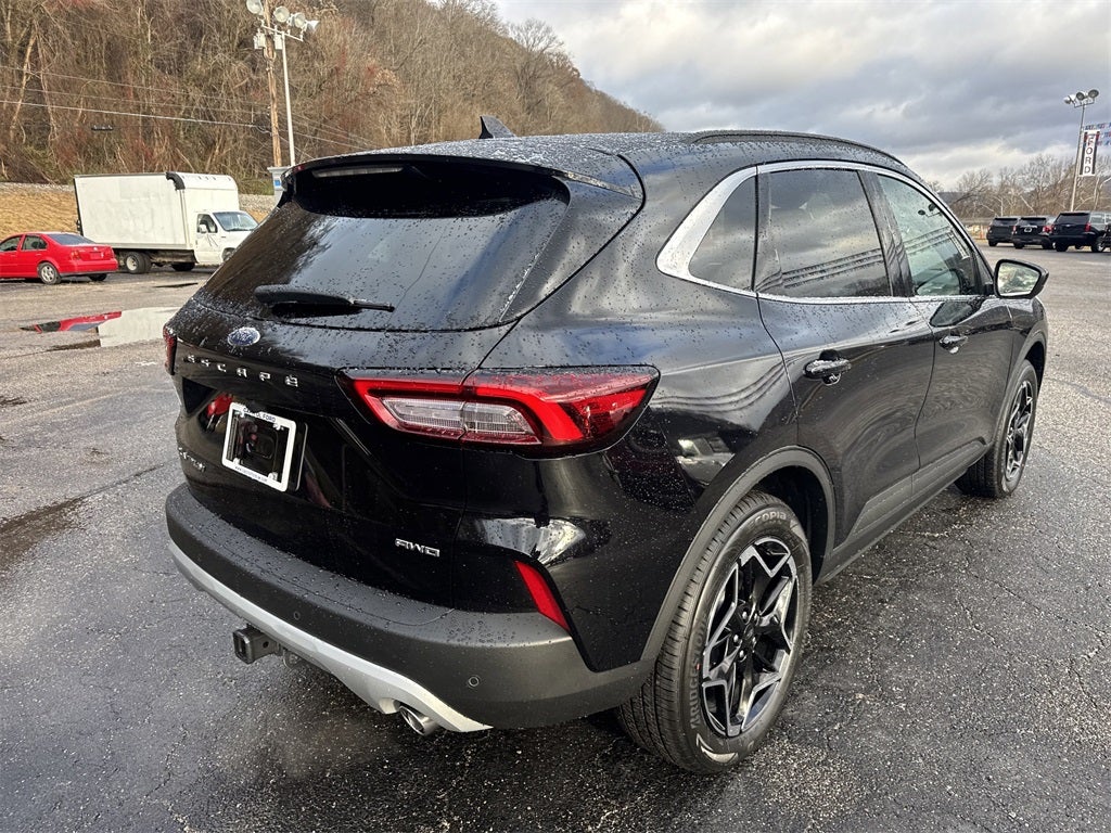 2026 Ford Escape Platinum