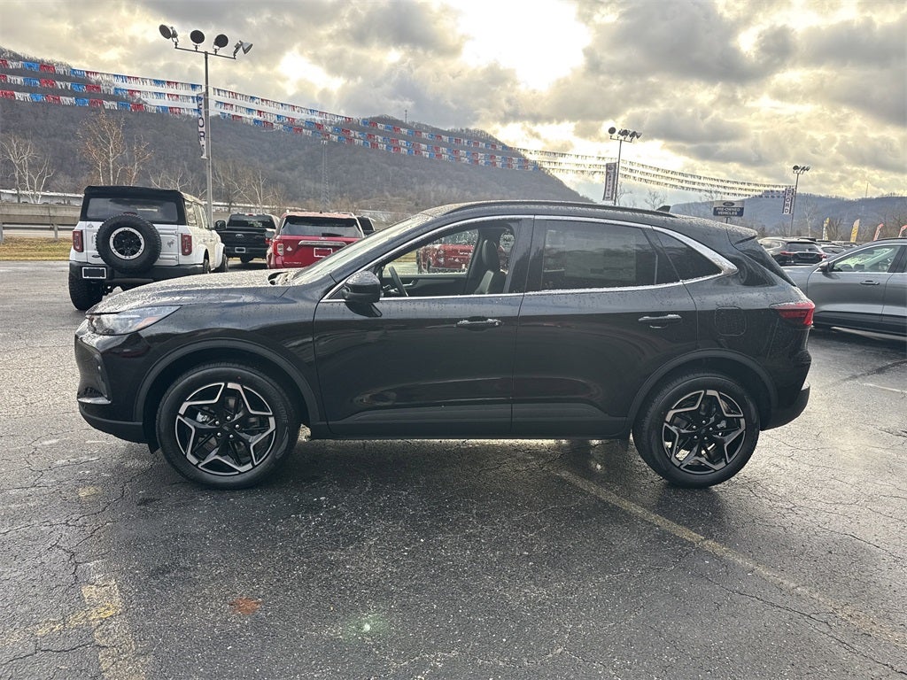 2026 Ford Escape Platinum