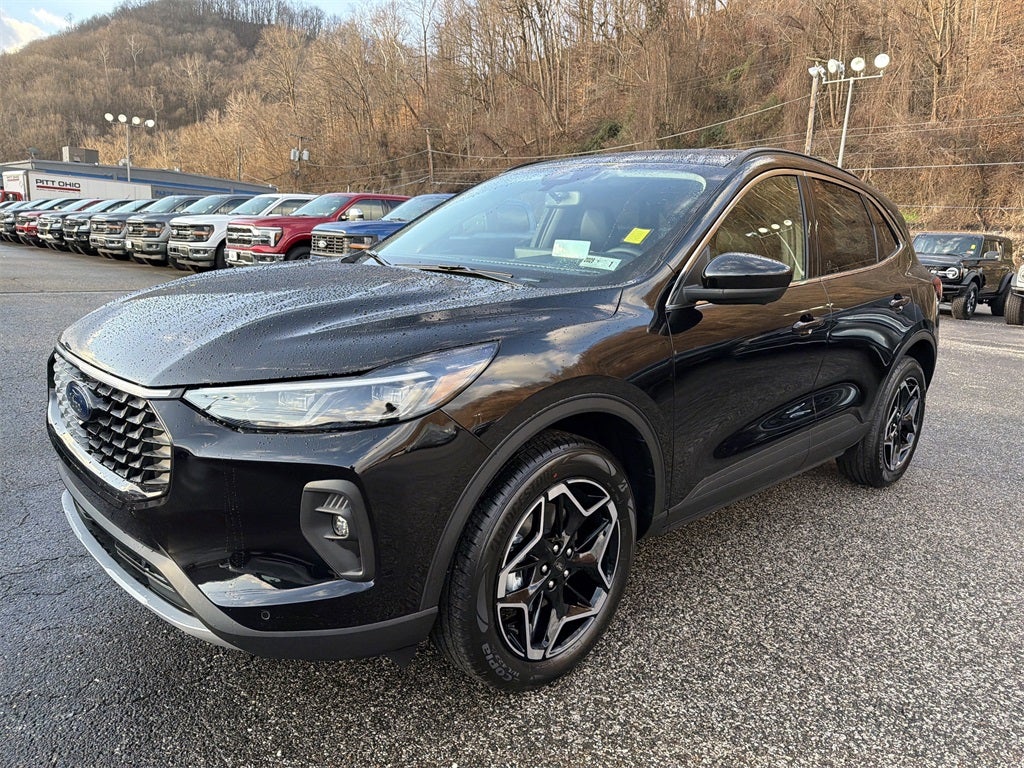 2026 Ford Escape Platinum