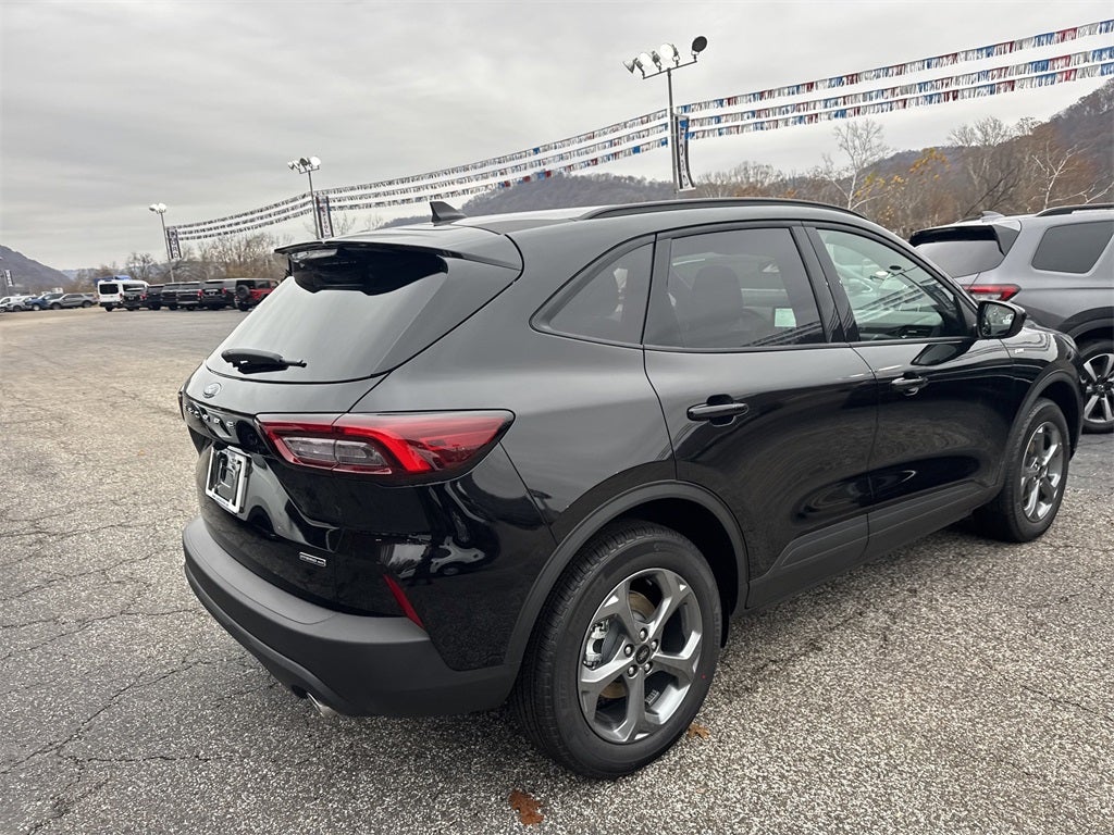 2026 Ford Escape Hybrid ST-Line Select