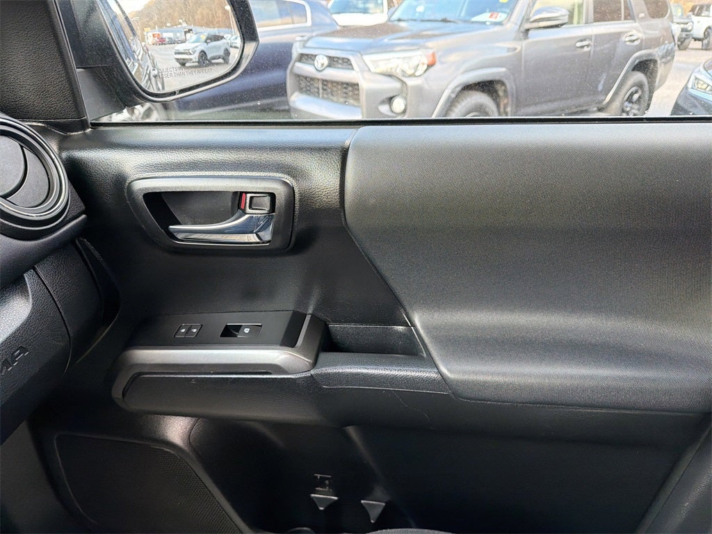 2022 Toyota Tacoma TRD Off-Road V6