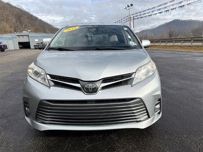 2019 Toyota Sienna L 7 Passenger