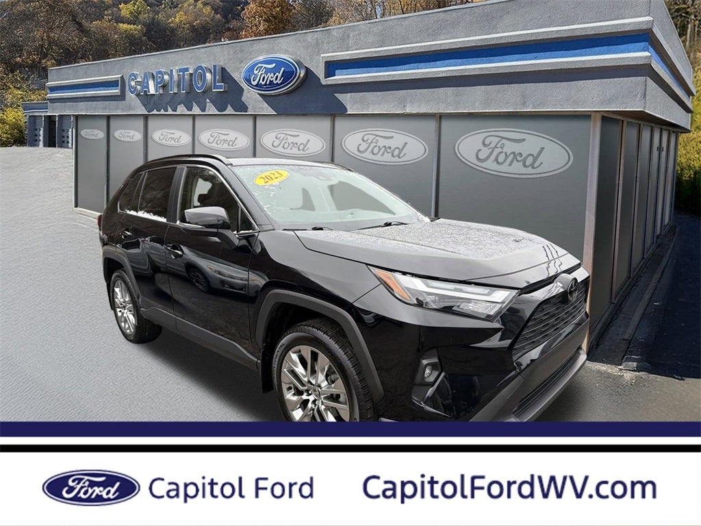 2023 Toyota RAV4 XLE Premium