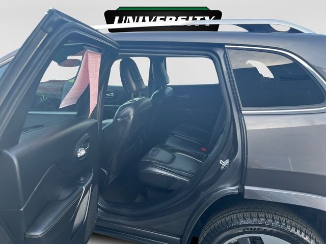 2019 Jeep Cherokee Overland