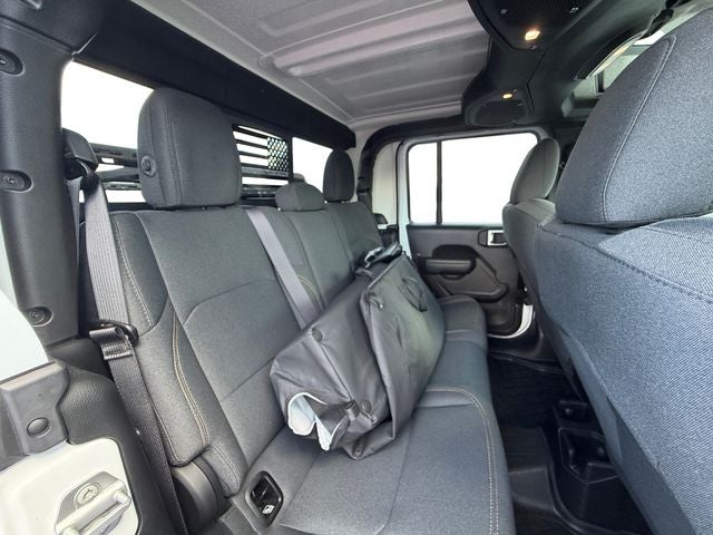 2025 Jeep Gladiator Nighthawk