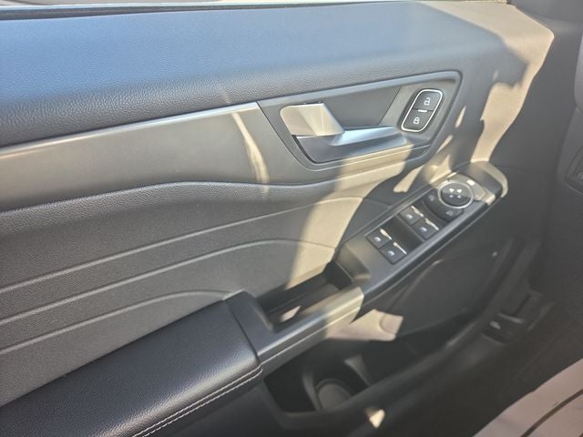 2025 Ford Escape Plug-In Hybrid Base
