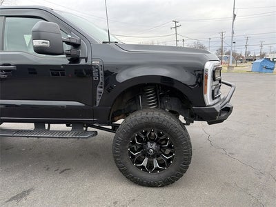 2024 Ford F-250SD XL LIFTED WHEELS AND TIRES