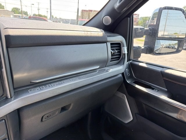 2024 Ford F-350SD Platinum