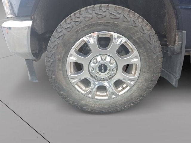 2022 Ford F-350SD Lariat