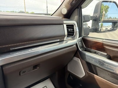 2025 Ford F-450SD King Ranch DRW