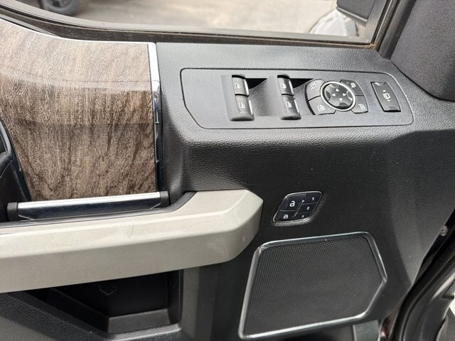 2017 Ford F-450SD Lariat DRW