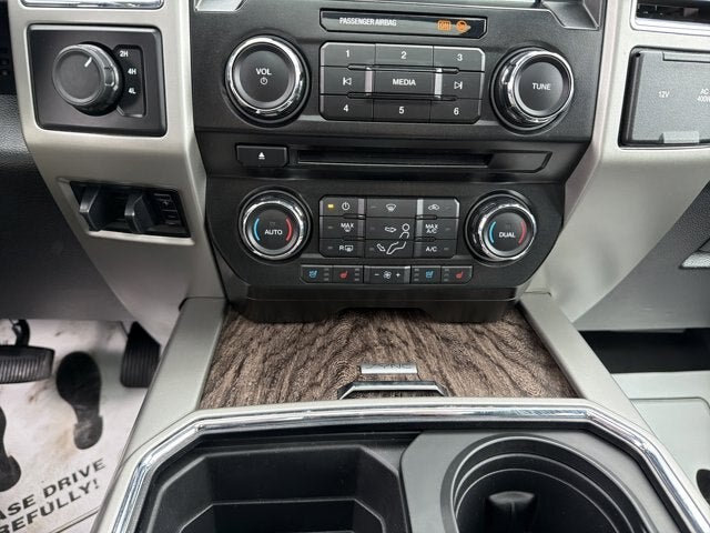 2017 Ford F-450SD Lariat DRW