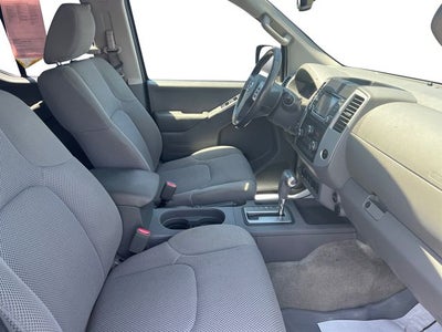 2017 Nissan Frontier SV