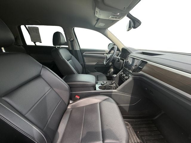 2022 Volkswagen Atlas 2.0T SE w/Technology