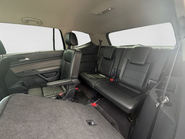2022 Volkswagen Atlas 2.0T SE w/Technology