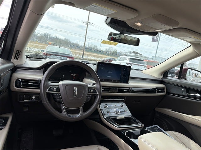 2022 Lincoln Nautilus Standard