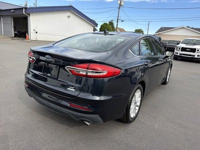 2020 Ford Fusion SE