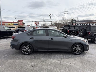 2022 Kia Forte GT-Line
