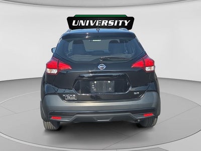 2019 Nissan Kicks SR