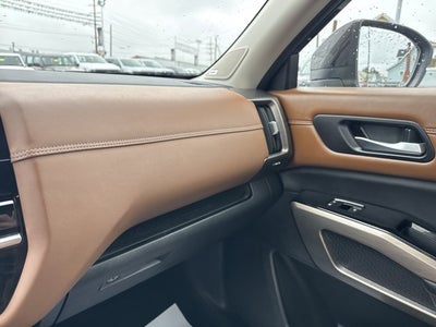 2023 Nissan Pathfinder Platinum