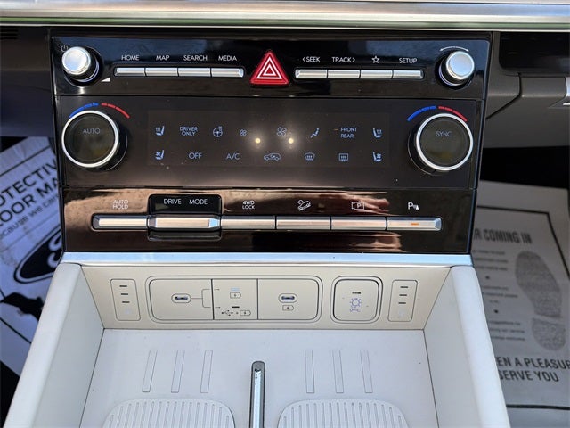 2025 Hyundai Santa Fe Hybrid Calligraphy