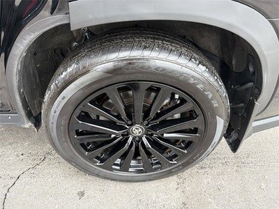 2025 Toyota Highlander XSE