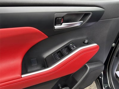 2025 Toyota Highlander XSE