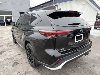 2025 Toyota Highlander XSE