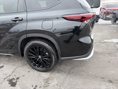 2025 Toyota Highlander XSE