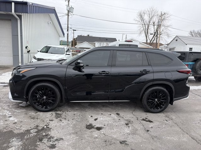 2025 Toyota Highlander XSE