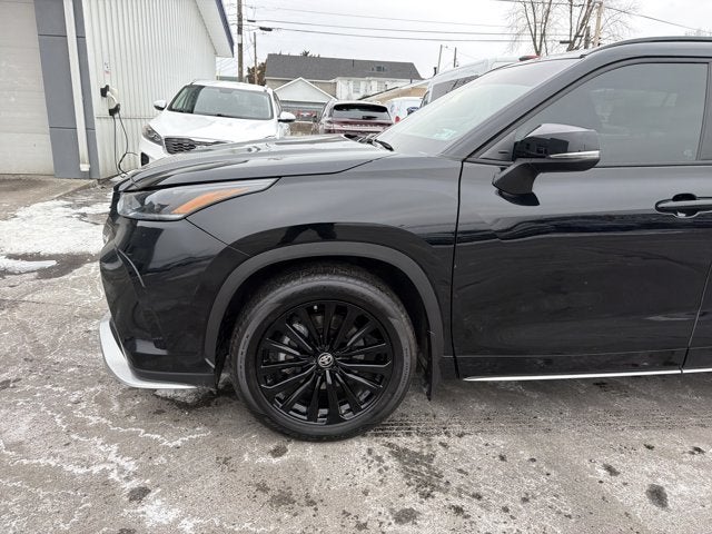 2025 Toyota Highlander XSE