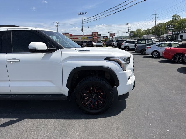 2023 Toyota Sequoia SR5
