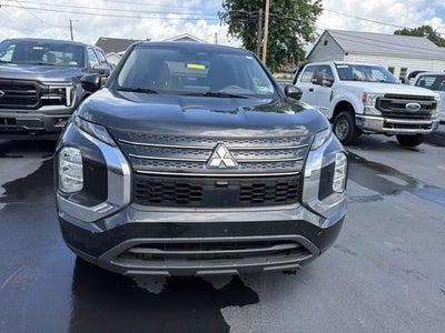 2022 Mitsubishi Outlander ES