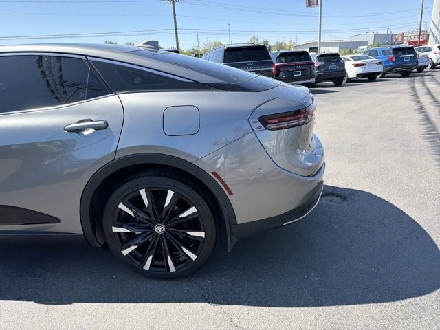 2024 Toyota Crown Platinum
