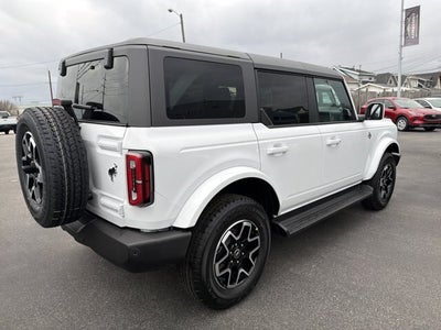 2025 Ford Bronco Outer Banks®