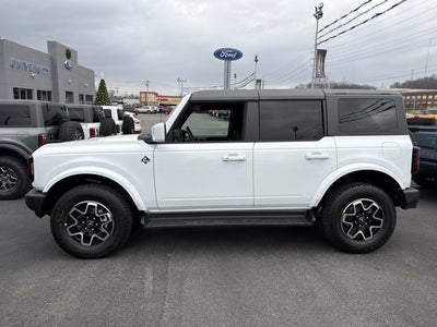 2025 Ford Bronco Outer Banks®